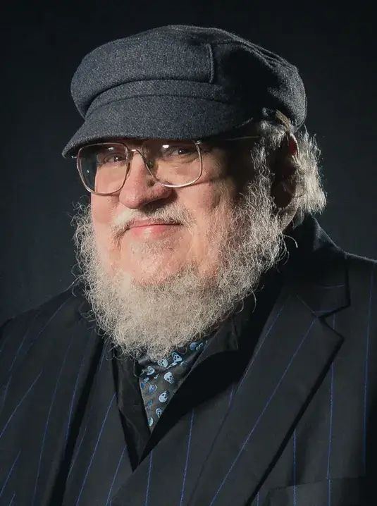 Retrato del escritor George R. R. Martin durante la Worldcon 75, celebrada en Helsinki en 2017.